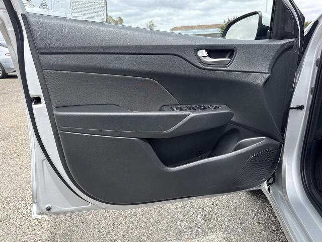 Used 2019 Hyundai Accent SE FWD image 19