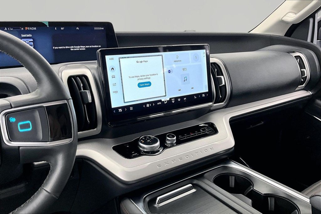 Certified 2025 Ford Expedition Active AWD/4WD image 6