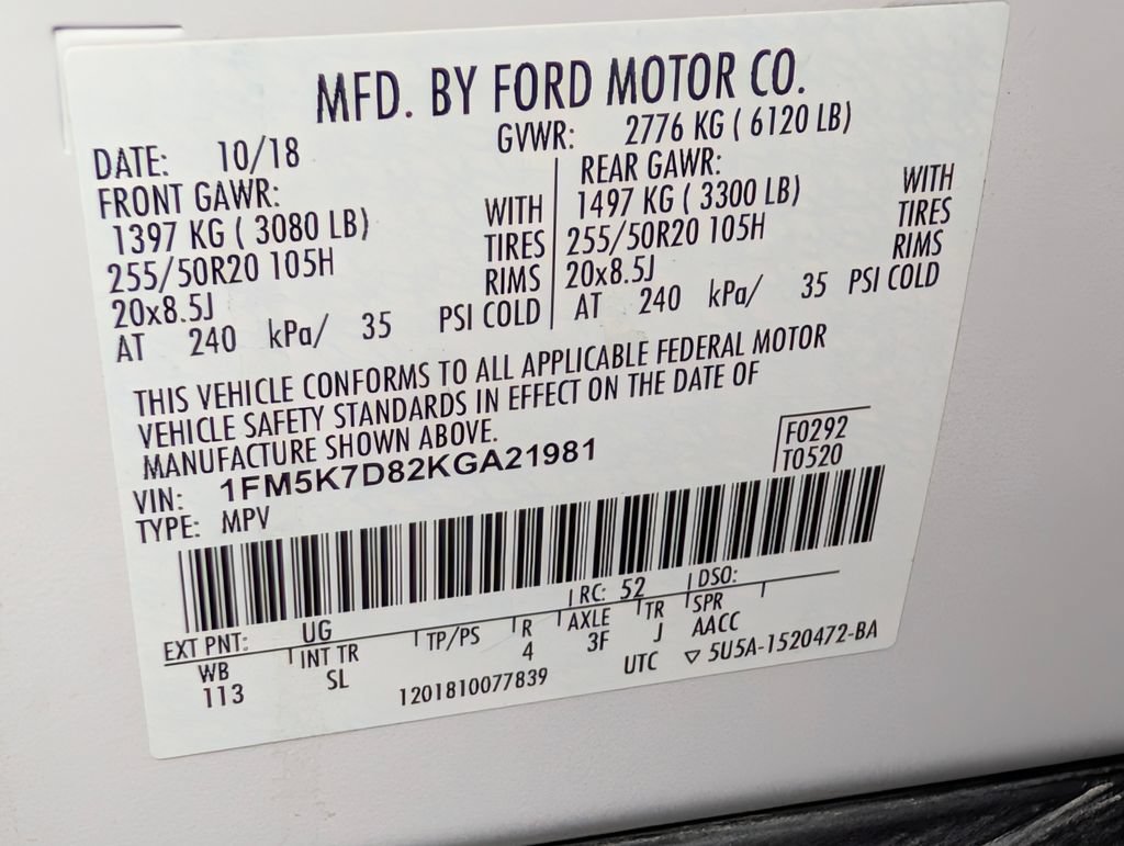 Certified 2019 Ford Explorer XLT w/ Equipment Group 202A FWD image 30