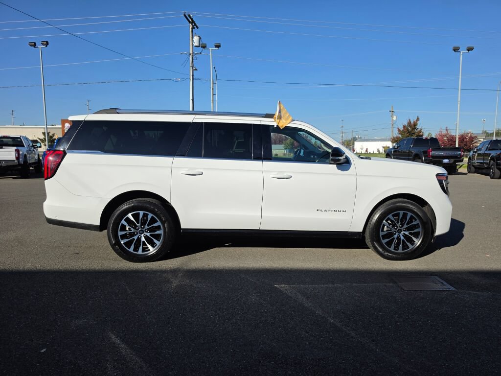 Certified 2025 Ford Expedition Max Platinum AWD/4WD image 5