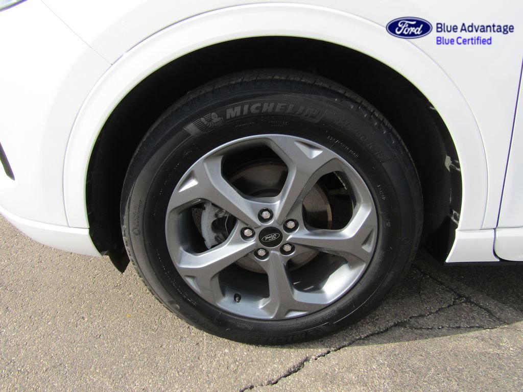 Certified 2023 Ford Escape ST-Line Select w/ Tech Pack #2 AWD/4WD image 10