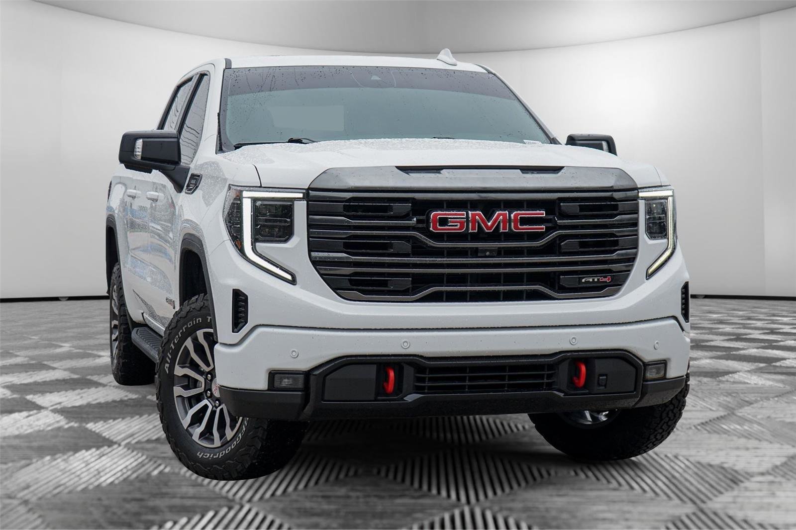 Used 2023 GMC Sierra 1500 AT4 w/ AT4 Premium Package AWD/4WD image 1