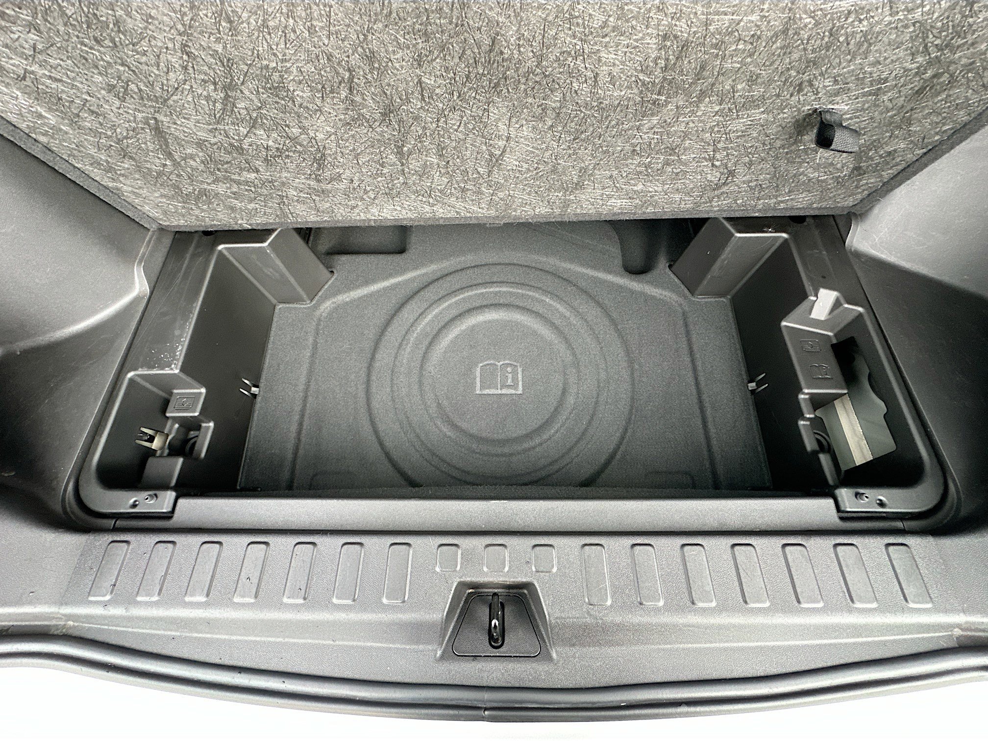 Used 2022 Chevrolet Equinox Premier image 32