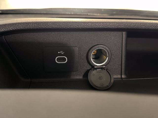 Certified 2024 Ford Transit 350 XLT RWD image 31