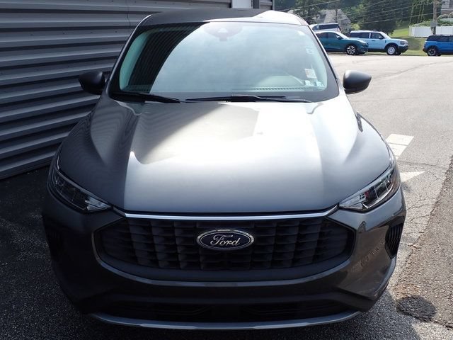 Certified 2023 Ford Escape Active AWD/4WD image 12