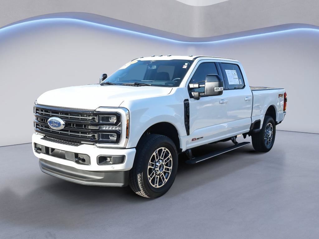 Certified 2025 Ford F250 Platinum AWD/4WD image 1
