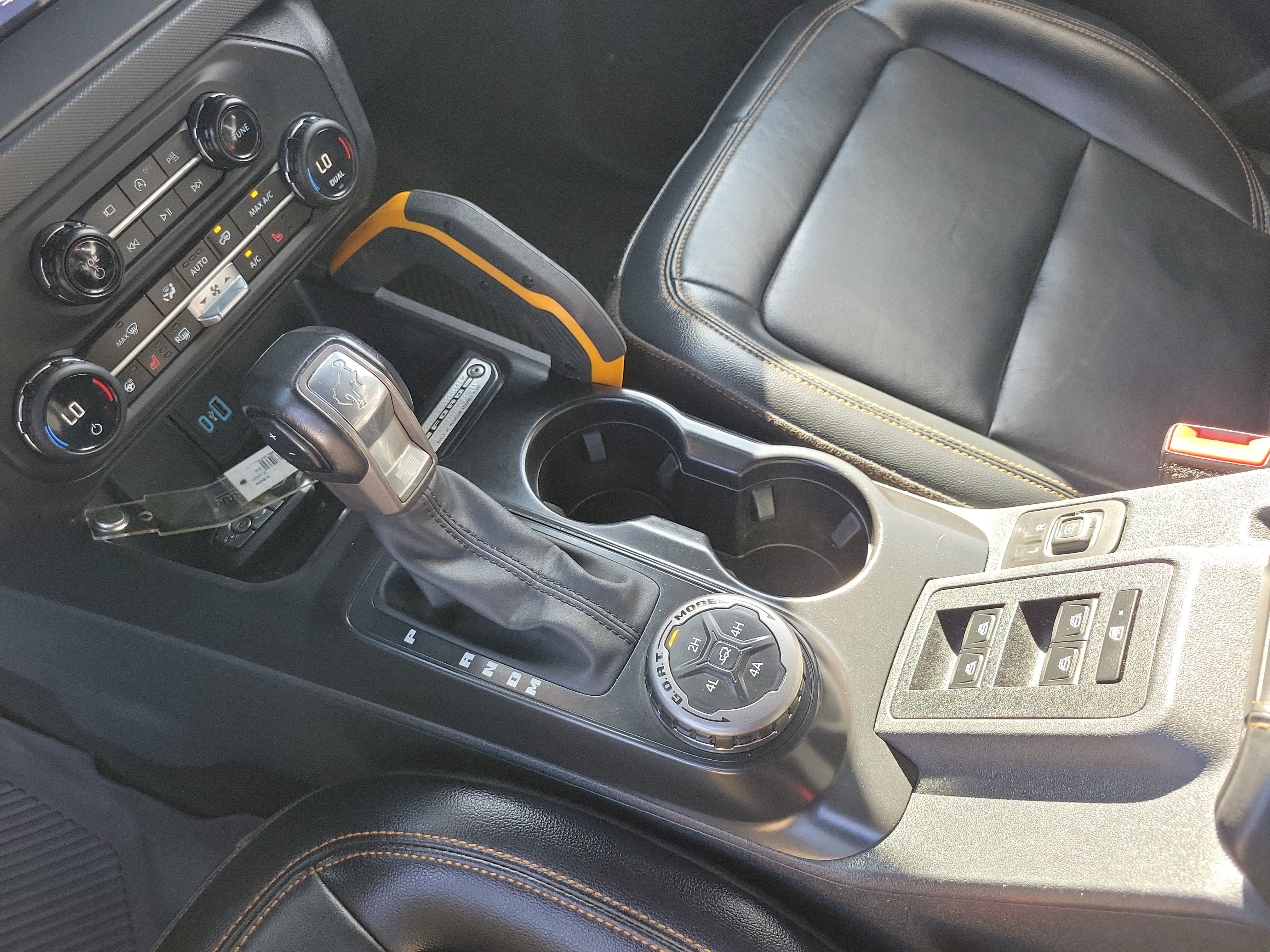Certified 2024 Ford Bronco Badlands AWD/4WD image 8