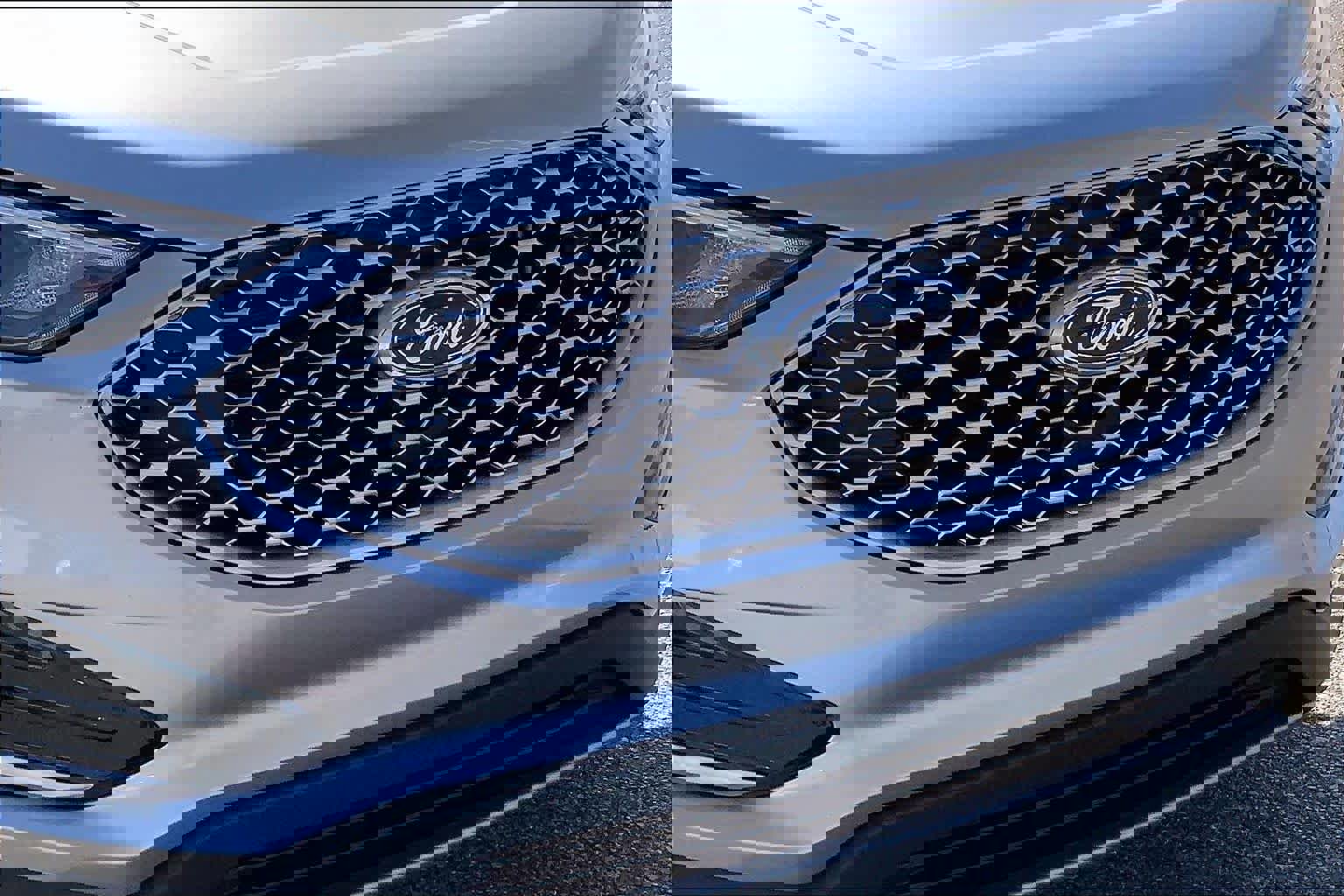 Certified 2024 Ford Edge SEL image 29