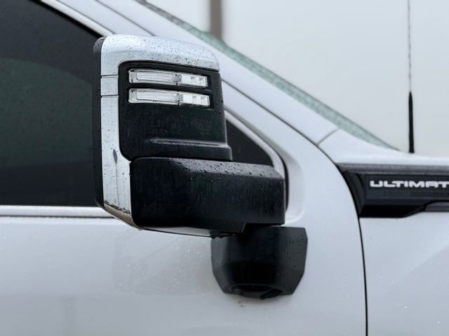 Used 2025 GMC Sierra 3500 Denali Ultimate AWD/4WD image 9