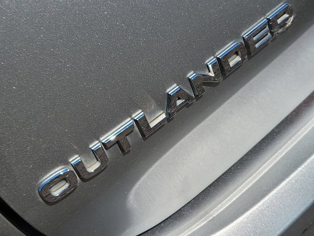 Used 2024 Mitsubishi Outlander SEL AWD/4WD image 18