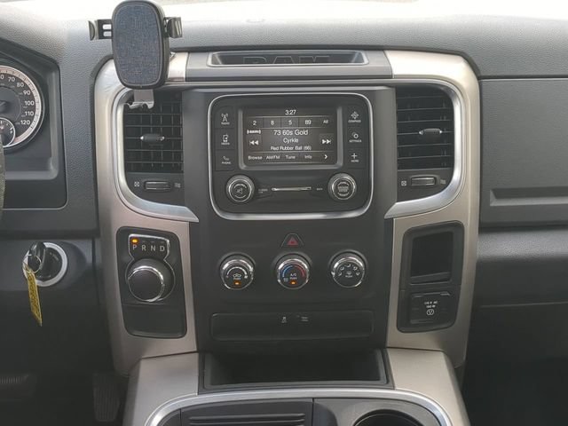 Used 2017 RAM 1500 Classic SLT RWD image 18
