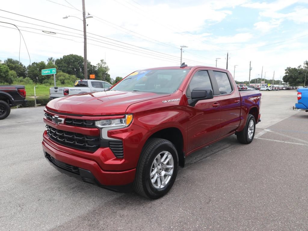 Used 2024 Chevrolet Silverado 1500 RST AWD/4WD image 5