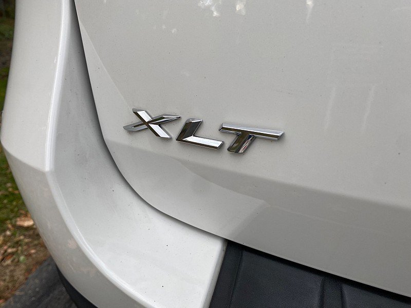 Certified 2022 Ford Explorer XLT w/ Equipment Group 202A image 11