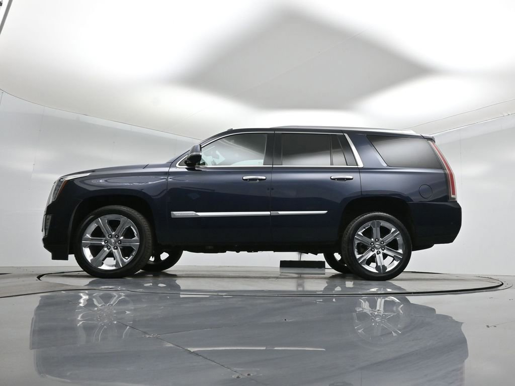 Used 2020 Cadillac Escalade Platinum image 21