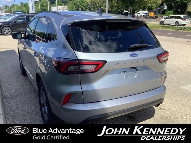 Certified 2024 Ford Escape ST-Line AWD/4WD image 5