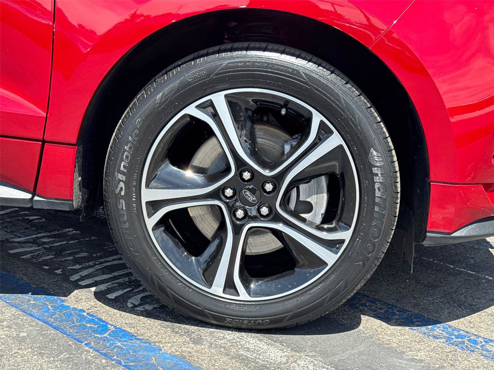 Certified 2023 Ford Edge ST AWD/4WD image 6