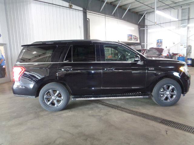 Certified 2020 Ford Expedition XLT w/ Equipment Group 202A AWD/4WD image 2
