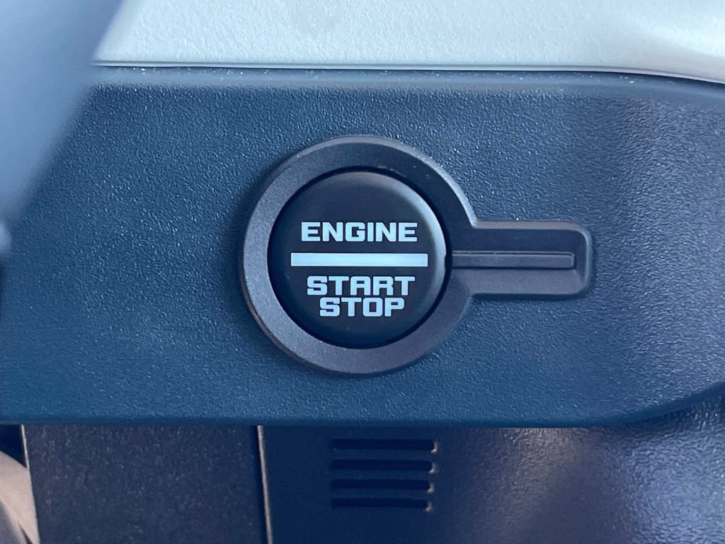 Certified 2026 Ford Bronco Heritage Edition AWD/4WD image 26