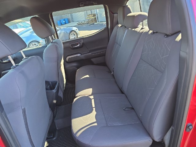 Used 2019 Toyota Tacoma TRD Sport w/ Technology Package AWD/4WD image 21