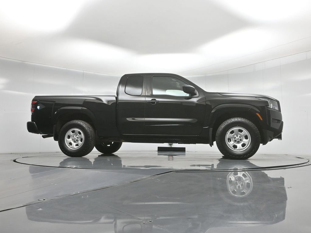 Used 2023 Nissan Frontier S w/ Technology Package image 9