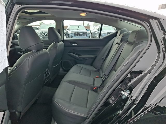 Used 2023 Nissan Altima 2.5 SL AWD/4WD image 10