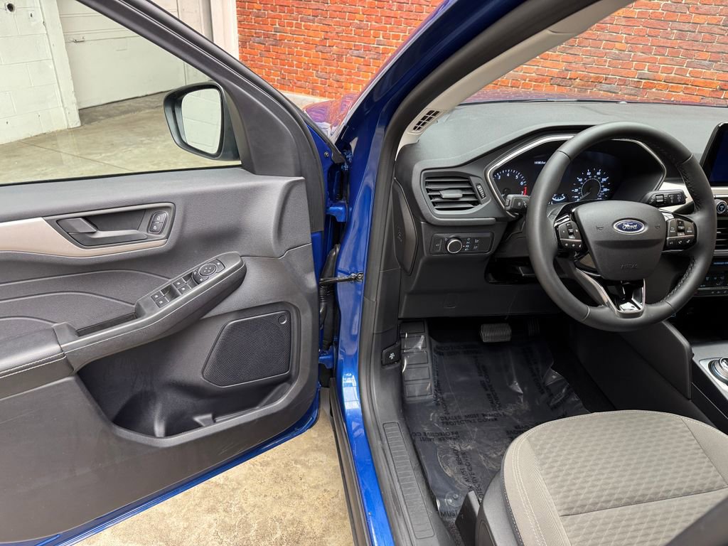 Certified 2022 Ford Escape SE w/ Convenience Package image 10