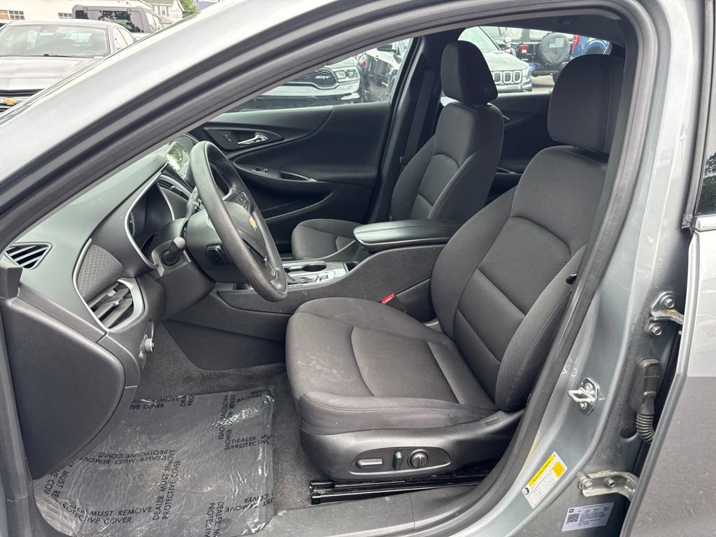 Used 2024 Chevrolet Malibu LT FWD image 8