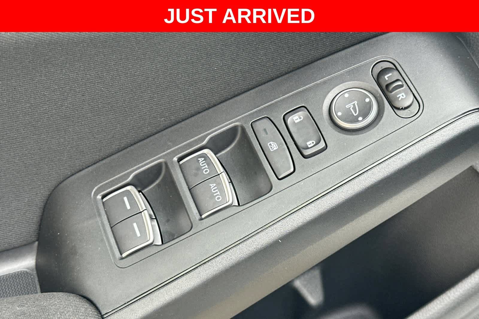 Used 2025 Honda Civic Sport image 13