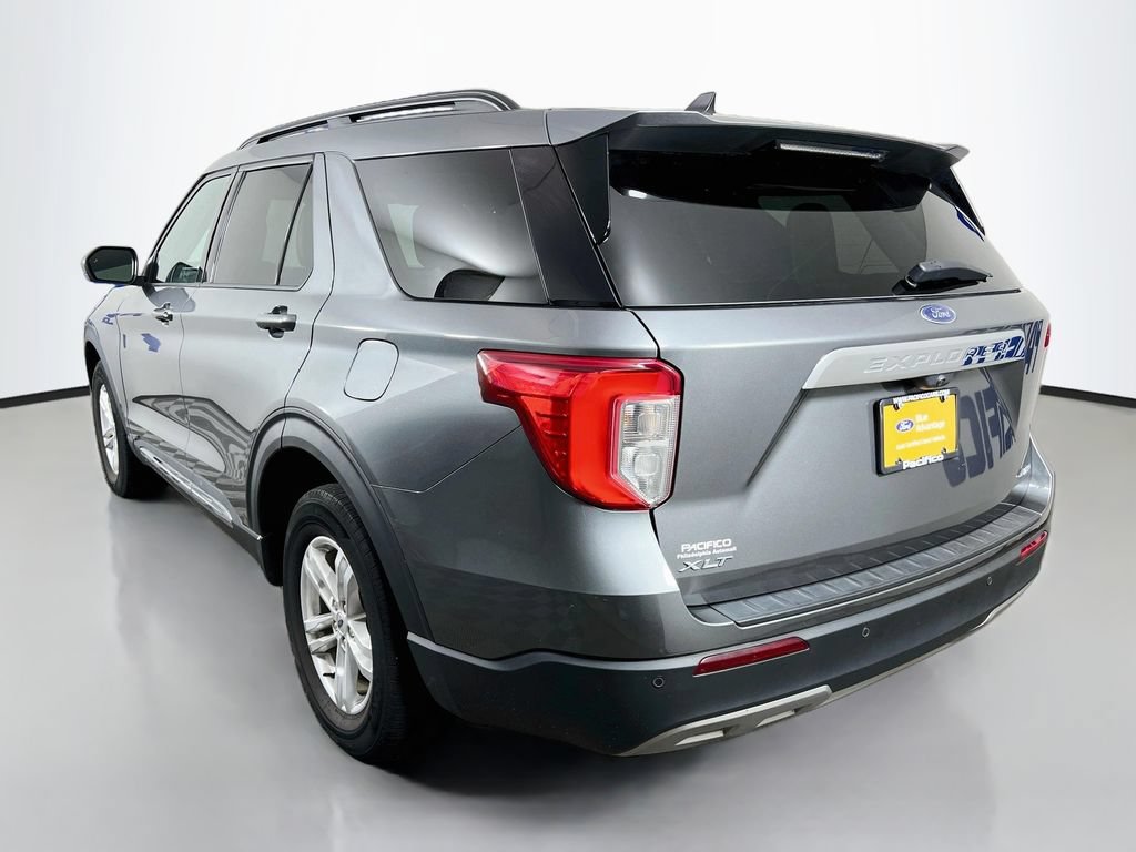 Certified 2023 Ford Explorer XLT w/ Equipment Group 202A AWD/4WD image 5