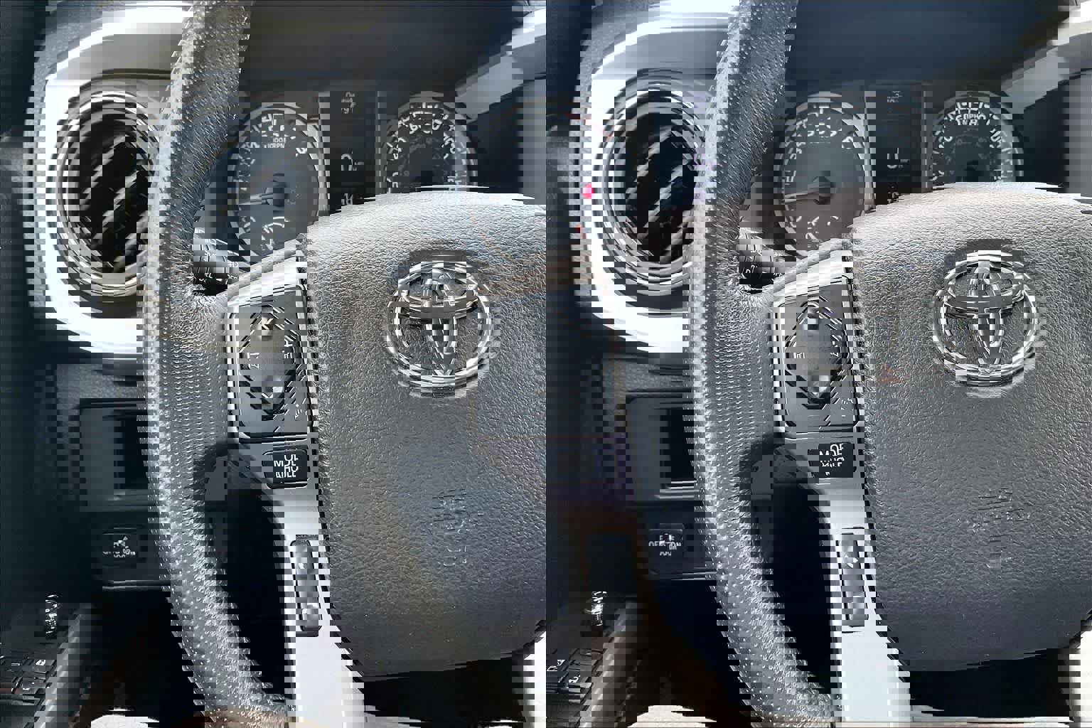 Used 2017 Toyota Tacoma SR5 RWD image 24