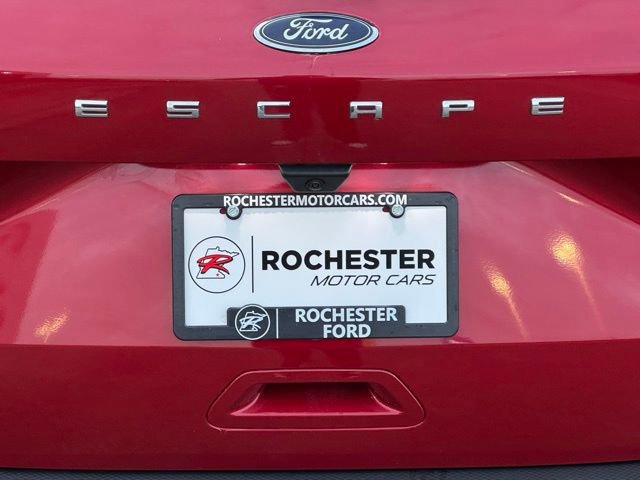 Certified 2022 Ford Escape SE w/ SE Sport Appearance Package image 40