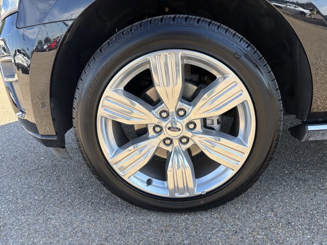 Certified 2024 Ford Expedition Max Platinum image 8