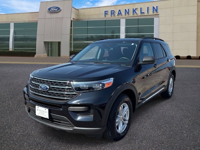 Certified 2023 Ford Explorer XLT RWD image 3