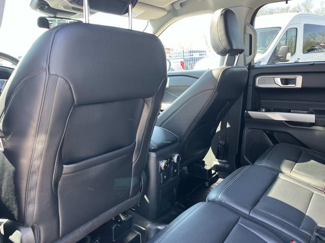 Certified 2023 Ford Explorer Limited w/ Equipment Group 301A image 19