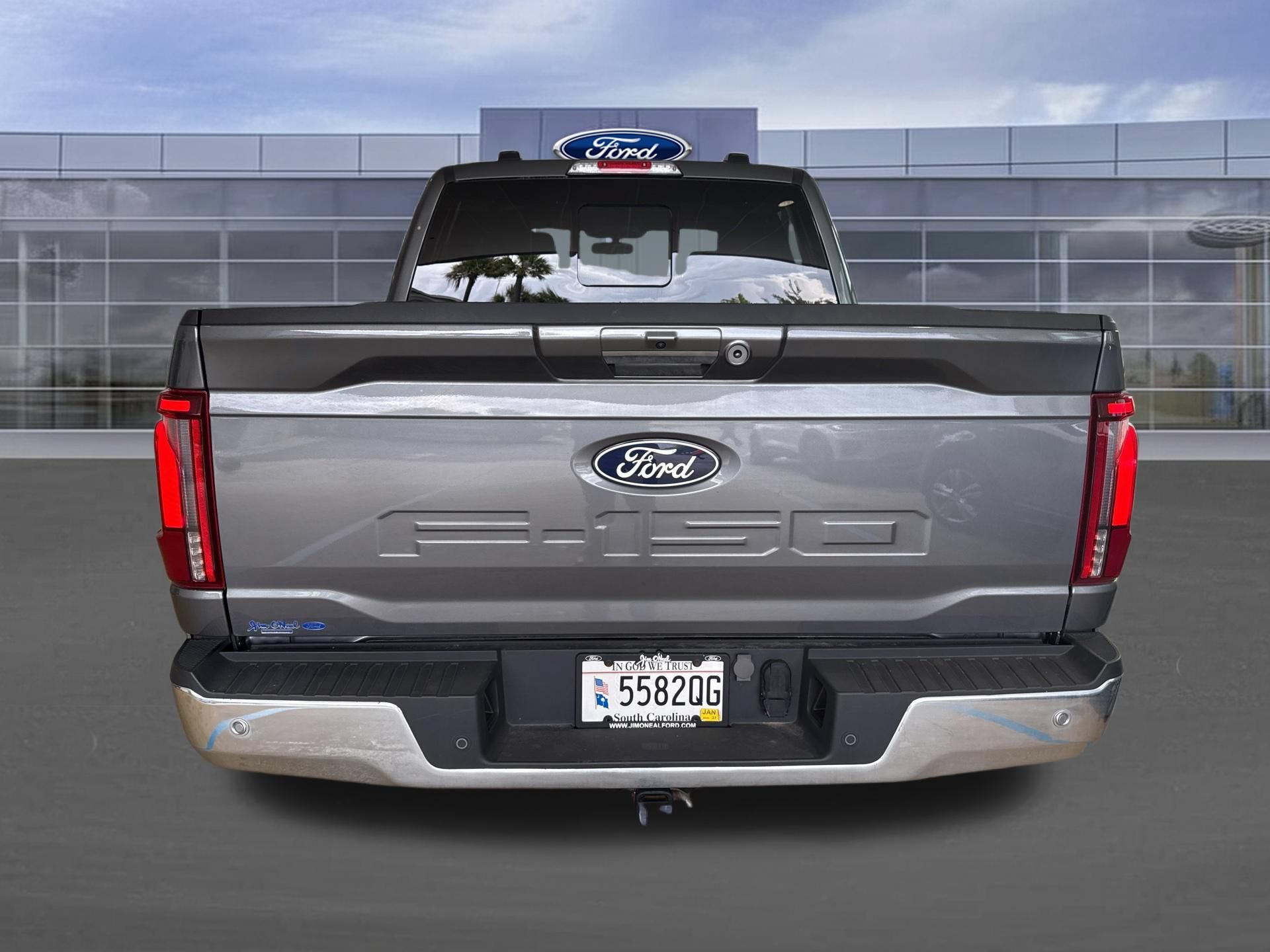 Certified 2024 Ford F150 Lariat w/ Tow/Haul Package AWD/4WD image 5