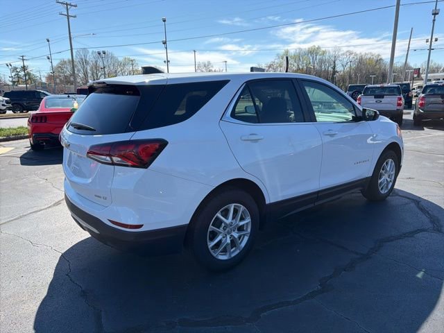 Used 2023 Chevrolet Equinox LT w/ Driver Convenience Package image 5