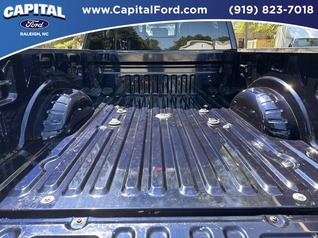 Certified 2022 Ford F350 Platinum AWD/4WD image 16