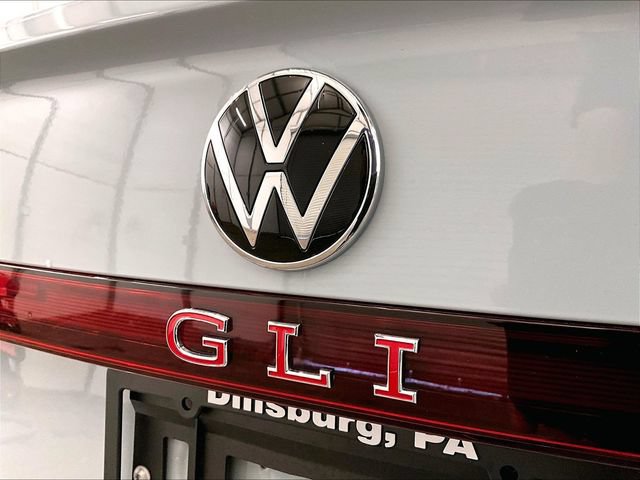 Used 2025 Volkswagen Jetta GLI Autobahn FWD image 13