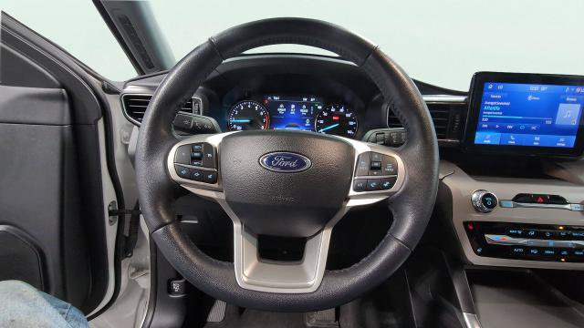 Certified 2023 Ford Explorer XLT w/ Equipment Group 202A AWD/4WD image 18