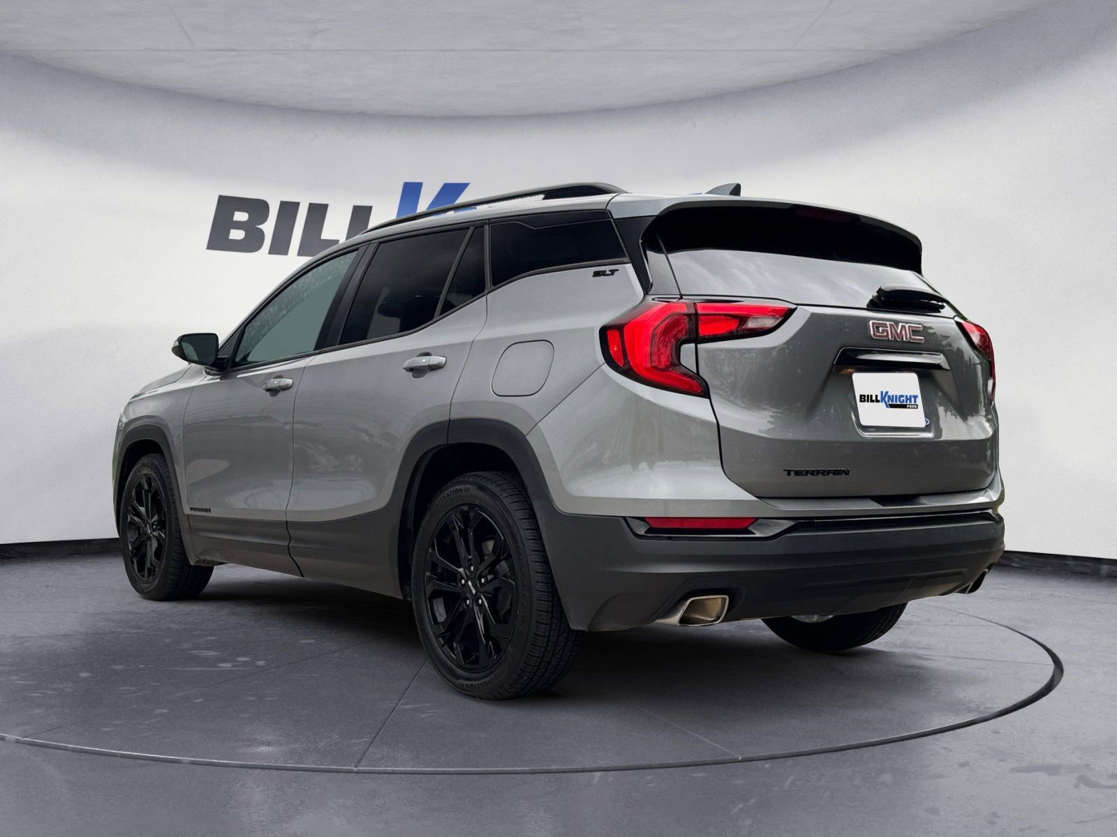 Used 2020 GMC Terrain SLT w/ Preferred Package FWD image 3