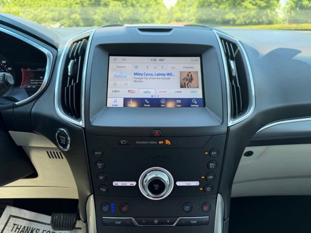 Certified 2020 Ford Edge Titanium w/ Equipment Group 301A AWD/4WD image 17