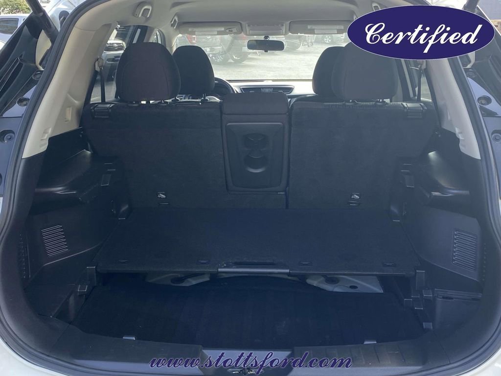 Used 2018 Nissan Rogue SV AWD/4WD image 9