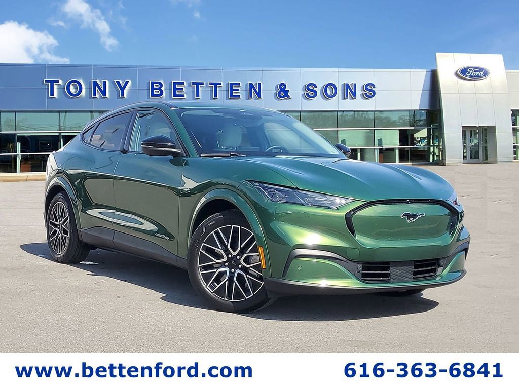Certified 2025 Ford Mustang Mach-E Premium AWD/4WD image 1