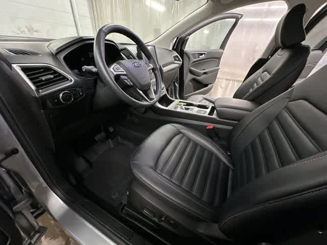 Certified 2024 Ford Edge SEL w/ Convenience Package AWD/4WD image 15