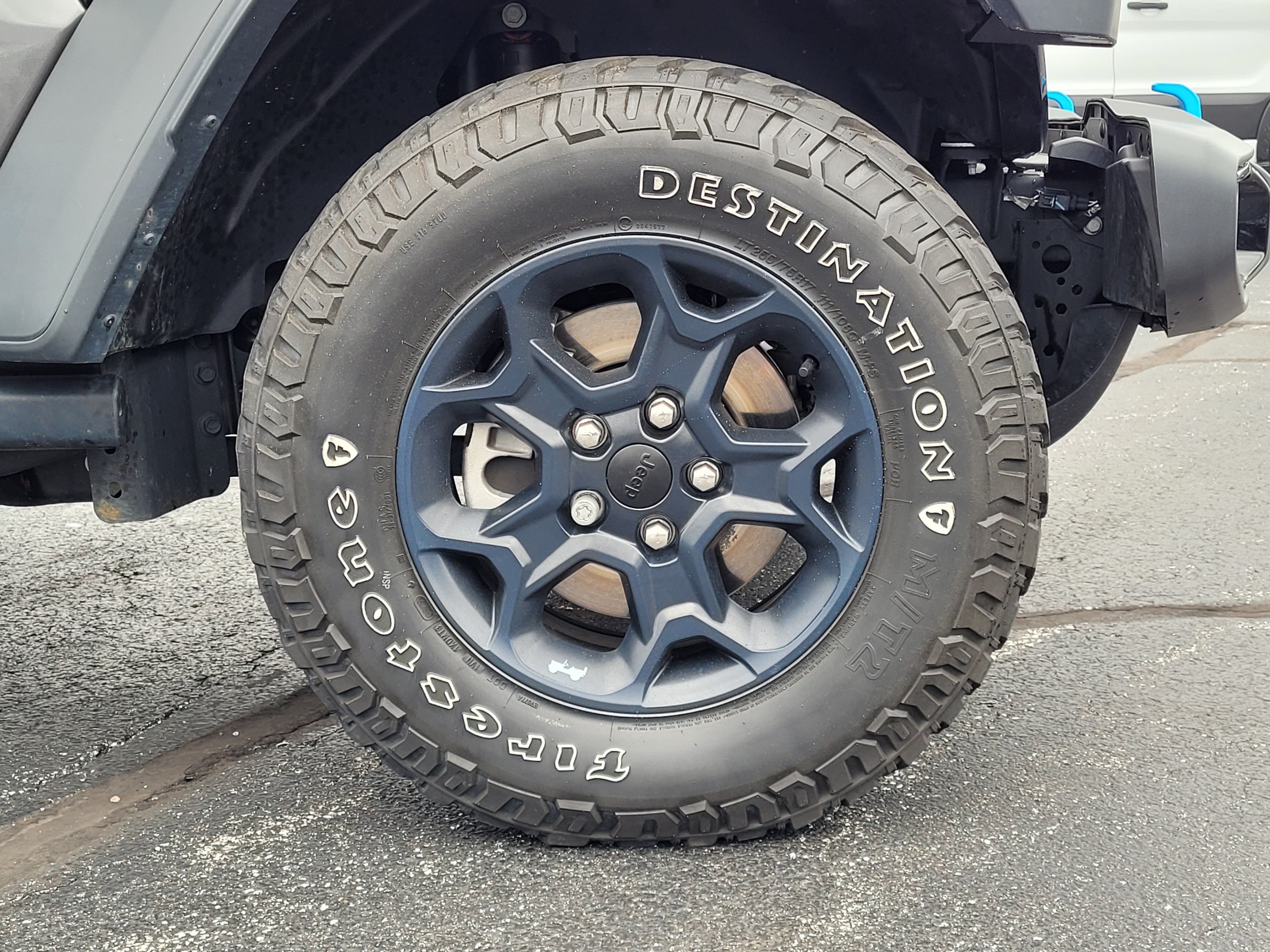 Used 2023 Jeep Wrangler Unlimited w/ Convenience Group AWD/4WD image 10