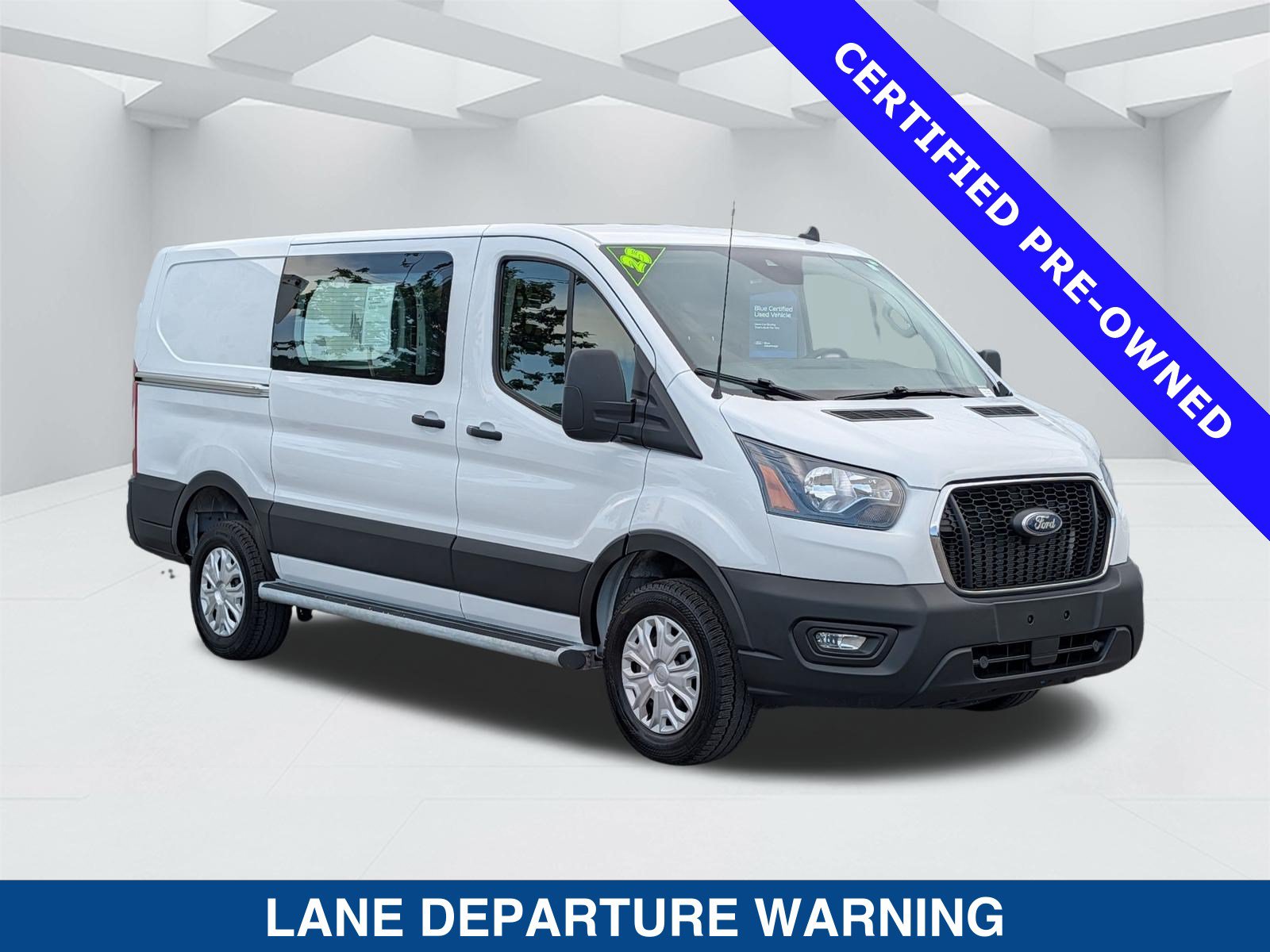 Certified 2025 Ford Transit 250 Low Roof w/ Exterior Upgrade Package RWD image 4
