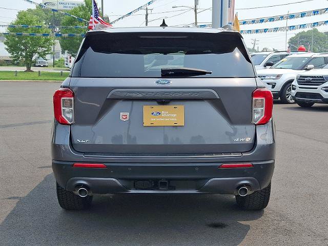 Certified 2022 Ford Explorer XLT w/ Equipment Group 202A AWD/4WD image 5