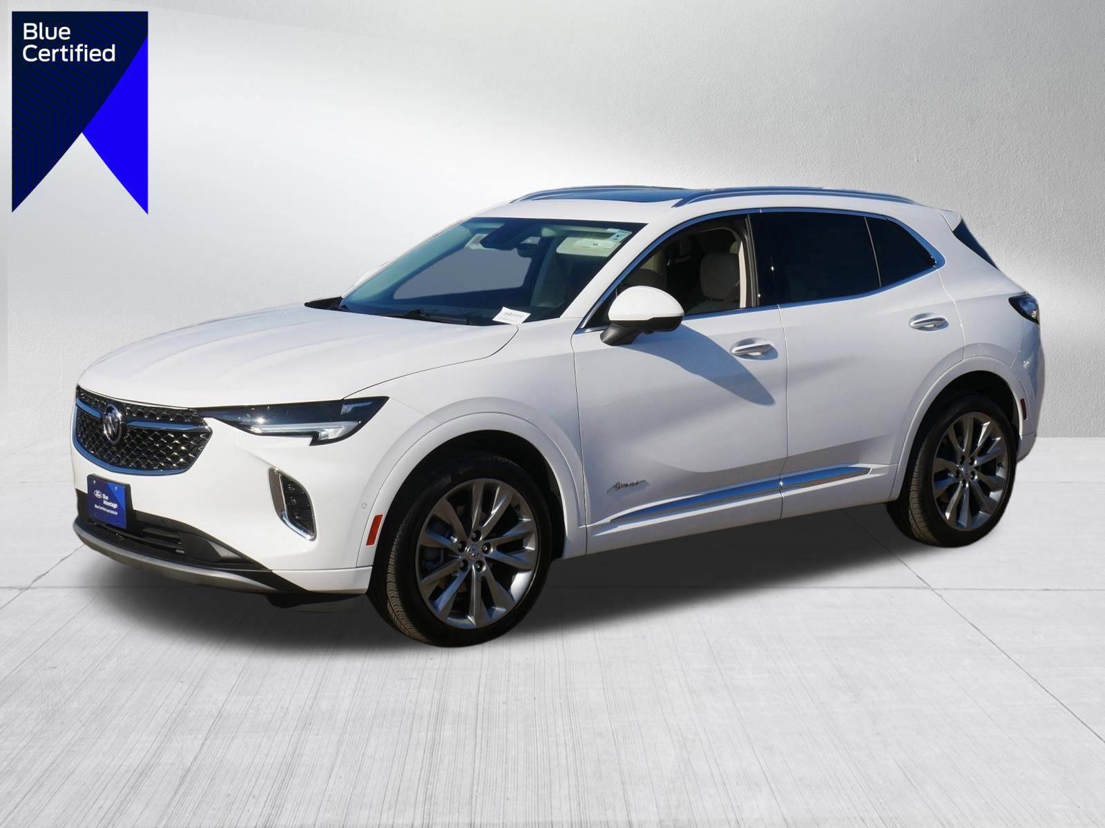 Used 2022 Buick Envision Avenir w/ Technology Package II image 1