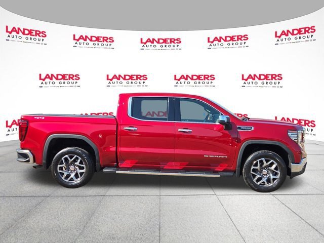 Used 2024 GMC Sierra 1500 SLT w/ SLT Premium Plus Package AWD/4WD image 2