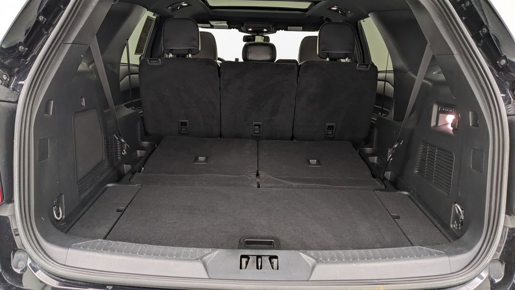 Certified 2023 Ford Explorer ST AWD/4WD image 9